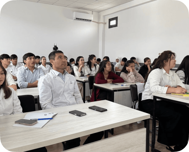 Students during an AI Practitioners lecture